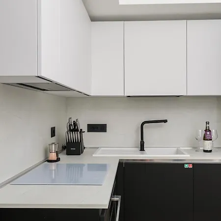 2br Luxurious Designer - Azulis1 - Garden - Free Parking Appartamento Olbia