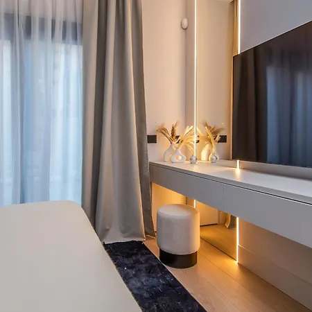 Appartamento Azulis 1 Pisano 2br With 2 Terraces, Garden & Parking, Aldo Moro Olbia