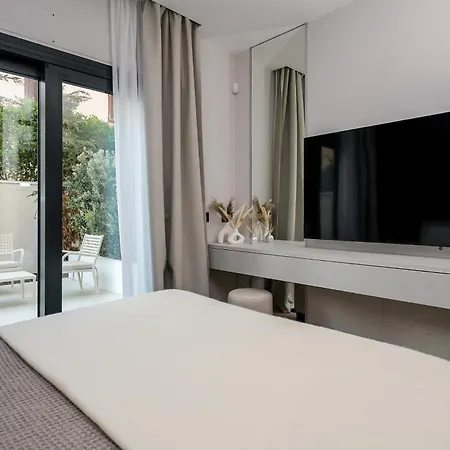 Azulis Pisano 1 Terrace