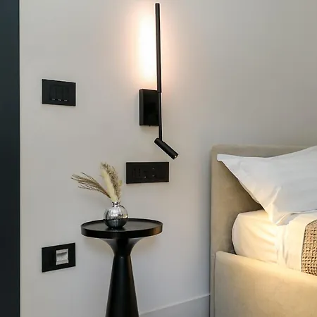 Azulis 1 Pisano 2br With 2 Terraces, Garden & Parking, Aldo Moro 奧爾比亞
