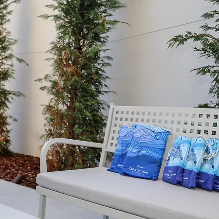 2br Luxurious Designer - Azulis1 - Garden - Free Parking Appartamento *