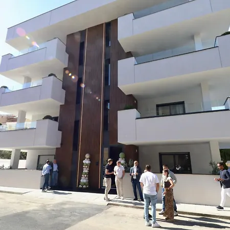 Azulis 1 Pisano 2br With 2 Terraces, Garden & Parking, Aldo Moro Olbia