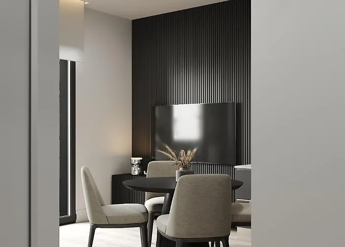 2br Luxurious Designer - Azulis1 - Garden - Free Parking * אולביה