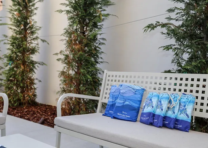 2br Luxurious Designer - Azulis1 - Garden - Free Parking דירה *