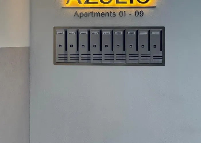2br Luxurious Designer - Azulis1 - Garden - Free Parking דירה אולביה
