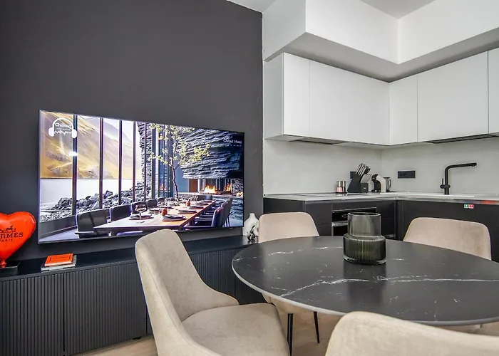 דירה 2br Luxurious Designer - Azulis1 - Garden - Free Parking *